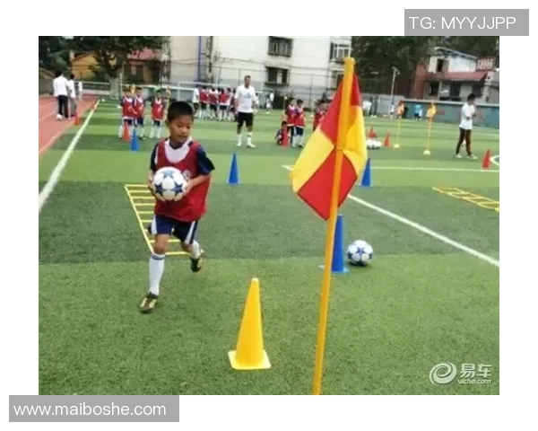 南京足球队与上海足球队赛后状态分析与复盘探讨 南京足球队与上海足球队赛后状态分析与复盘探讨