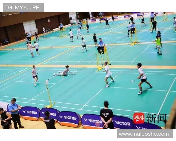 成都羽毛球队与重庆羽毛球队赛后复盘分析意识差异与战术执行