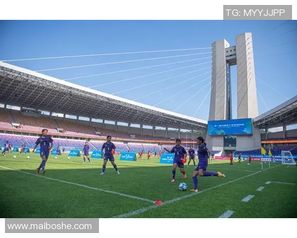 杭州足球队荣登足球战术排行榜第八名展现出色战术实力与团队协作能力 杭州足球队荣登足球战术排行榜第八名展现出色战术实力与团队协作能力